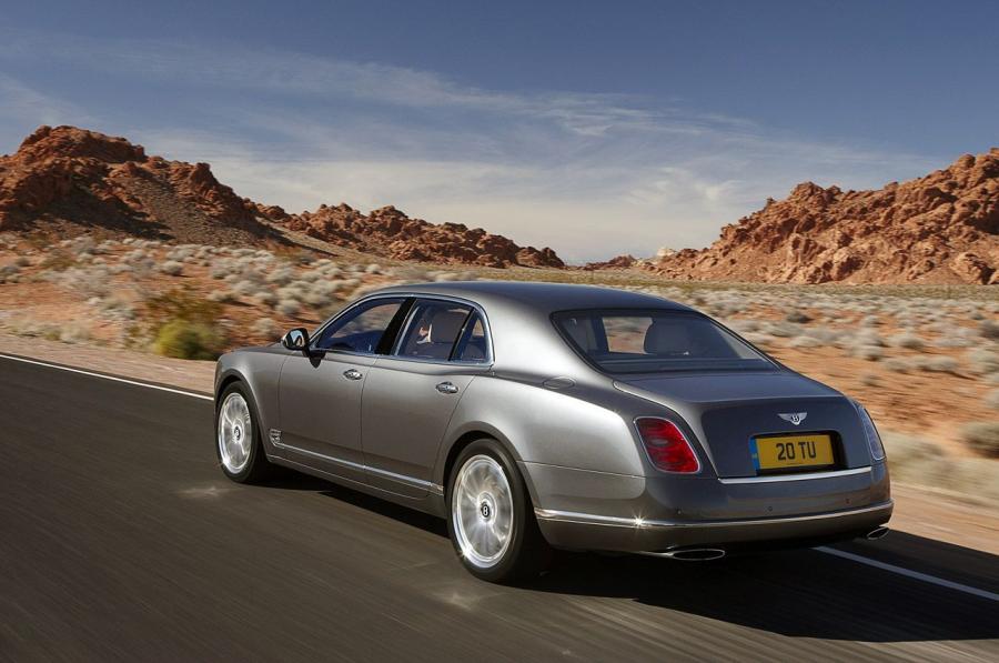  Bentley Mulsanne Mulliner Driving Specification 2013 года  (фото 17 из 18)